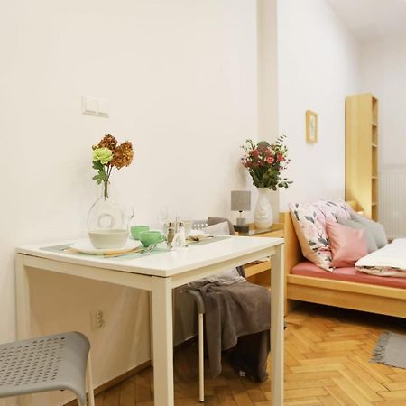 Cozy Place In Краков Экстерьер фото