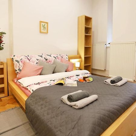 Cozy Place In Краков Экстерьер фото